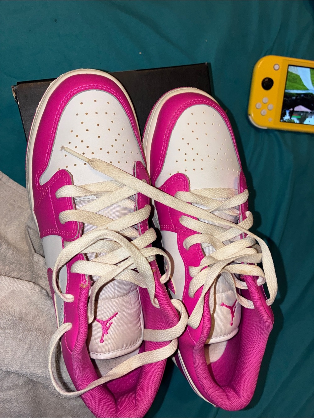 Jordan Kids White and Hot Pink Low-Top Sneakers
